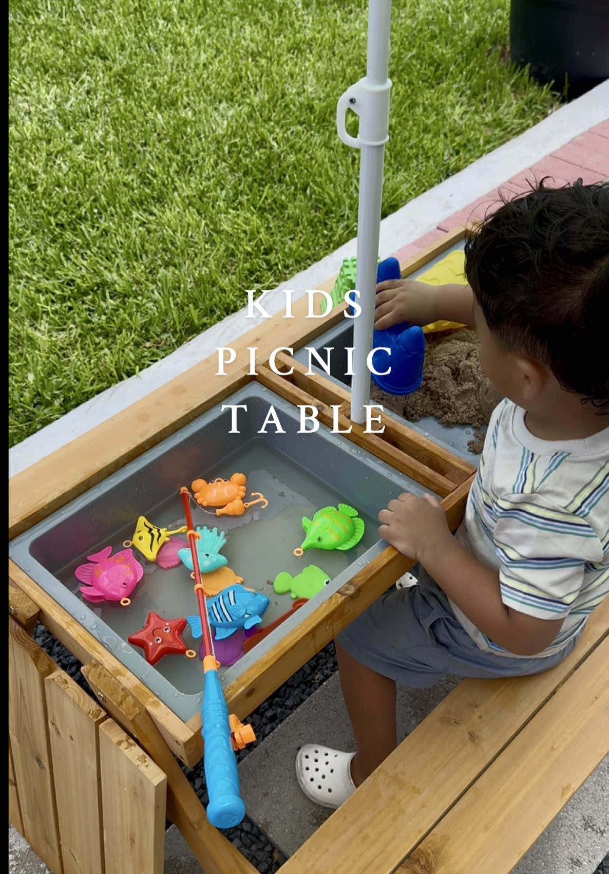 Replying to @Seeairugh ❤️‍🔥 one of the best picnic tables 🙌🏻🤩 #picnictable #springtok #tiktokshopspringsale #tiktokshopfinds #flashsale #summer2025 #summervibes #toddlersoftiktok #toddlermom #MomsofTikTok #sand #watertable #funforkids #fyp #fypシ #foryoupage #parati @COSTWAY 