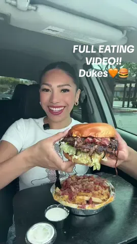 DUKES FULL EATING VIDEO!!🧡🍔 WHO ELSE HAS BEEN ON WENDY & DDG TIKTOK?!😆❤️ #dukes#burger#giantburger#burgermukbang#baconcheesefries#mukbang#mukbangeatingshow#mukbangfoodasmr#eatingshow#eatwithme#foodvideo#foodasmr#bigbites#asmrsounds#asmreating#asmrvideo 