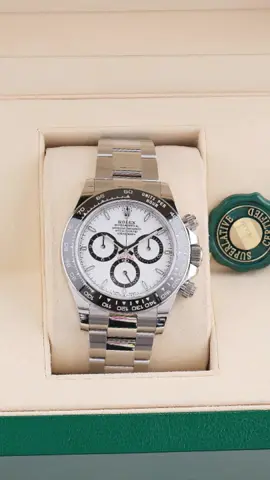 Iconic on and off the track. The Rolex Daytona 