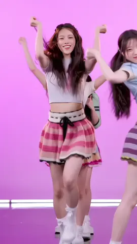 Yunah fancam || o cabelo dela, amo dms || tags: #mokabycams #fancam #yunah #illit 