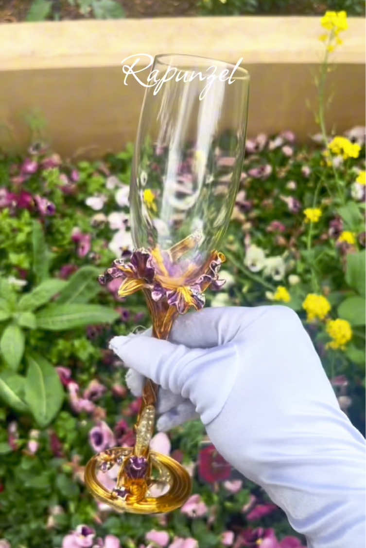 This is a game changer💕✨ #edenelan #fyp #glassblowing #disney #princess #fypシ #glassart #disneytok #disneyprincess