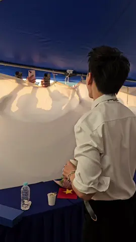 Dưới 2 góc nhìn 🥰 hãy coi hết clip #isaac #anhxai #japan #osaka 
