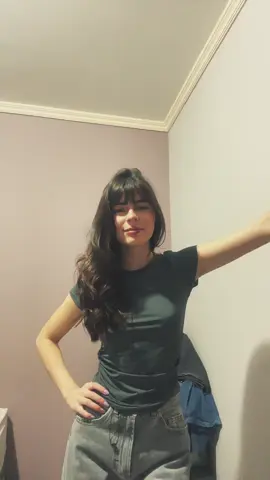 bixo do mato q nao pode comprar uma roupa q já quer usar 🥸☝🏻#foryou #viral #secret 