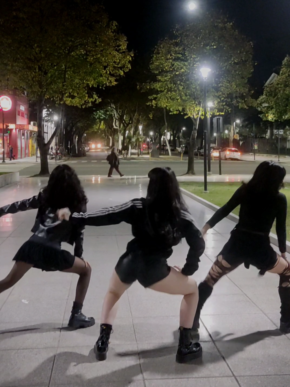 dennis, o brabo!! #fyp #dance #baile #parati #viral #luisasonza #motinha #motinhachallenge #emiliamernes #trend