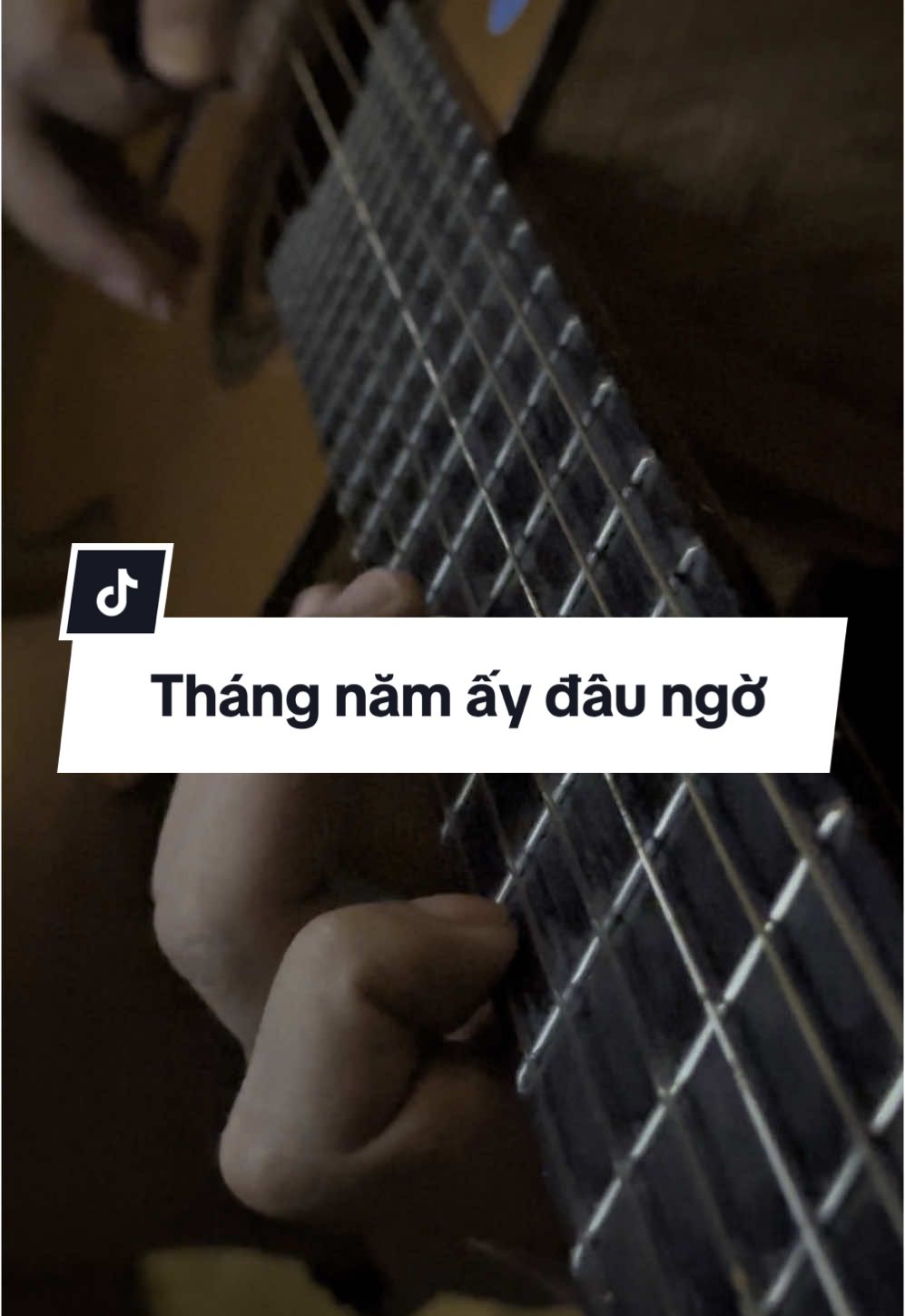 “Tháng năm ấy đâu ngờ hôm nay cánh tay đã buông rời Phút chia lìa nói không nên lời…” #thangnamaydaungo #guitar #lead #kimtam #xuhuong 