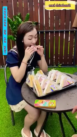 Chỉ Lo Cho Đống Bánh Sandwich Mà Quên Cái Điện Thoại!#mukbang #food #anuong #anvat #shorts