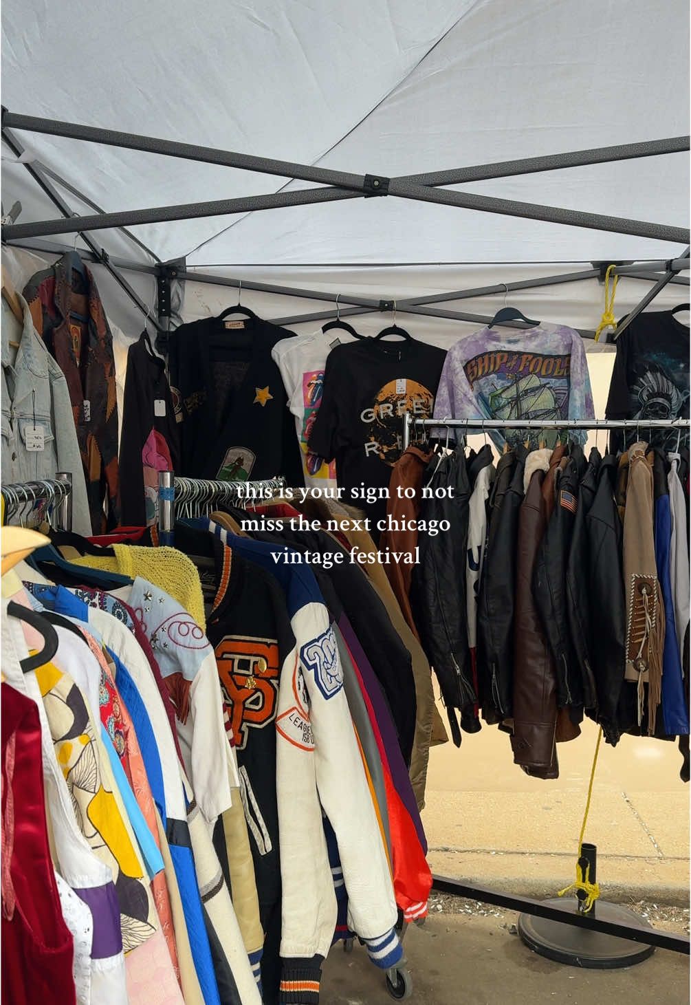 My favorite festival of the year!! Location: wicker park! #chixago #chicagothrift #chicagovintage @Chicago Vintage 