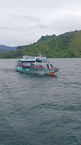 ●Kapal Tomok Ajibata● ||KM ROGANDA|| #kapaltomokajibata #samosirindah #pejuangrupiah #fypシ゚ #pulosamosir #danautoba #fypシ゚viral 