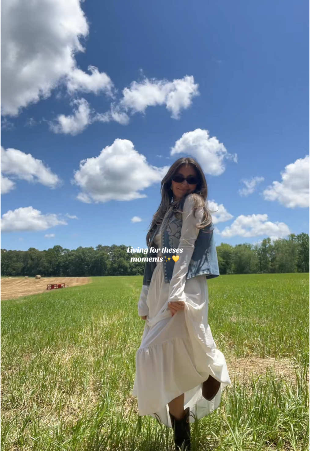 Love this part of town 🐮💛 #relatable#farm#summervibes#summerloving#fyp#outfitideas#outfitinspo#ootdinspo#cottagecore#maxiskirtoutfit#cowboyboots#latinacontentcreator#forthegirlies#girlytok#girlythings#makingmemories  