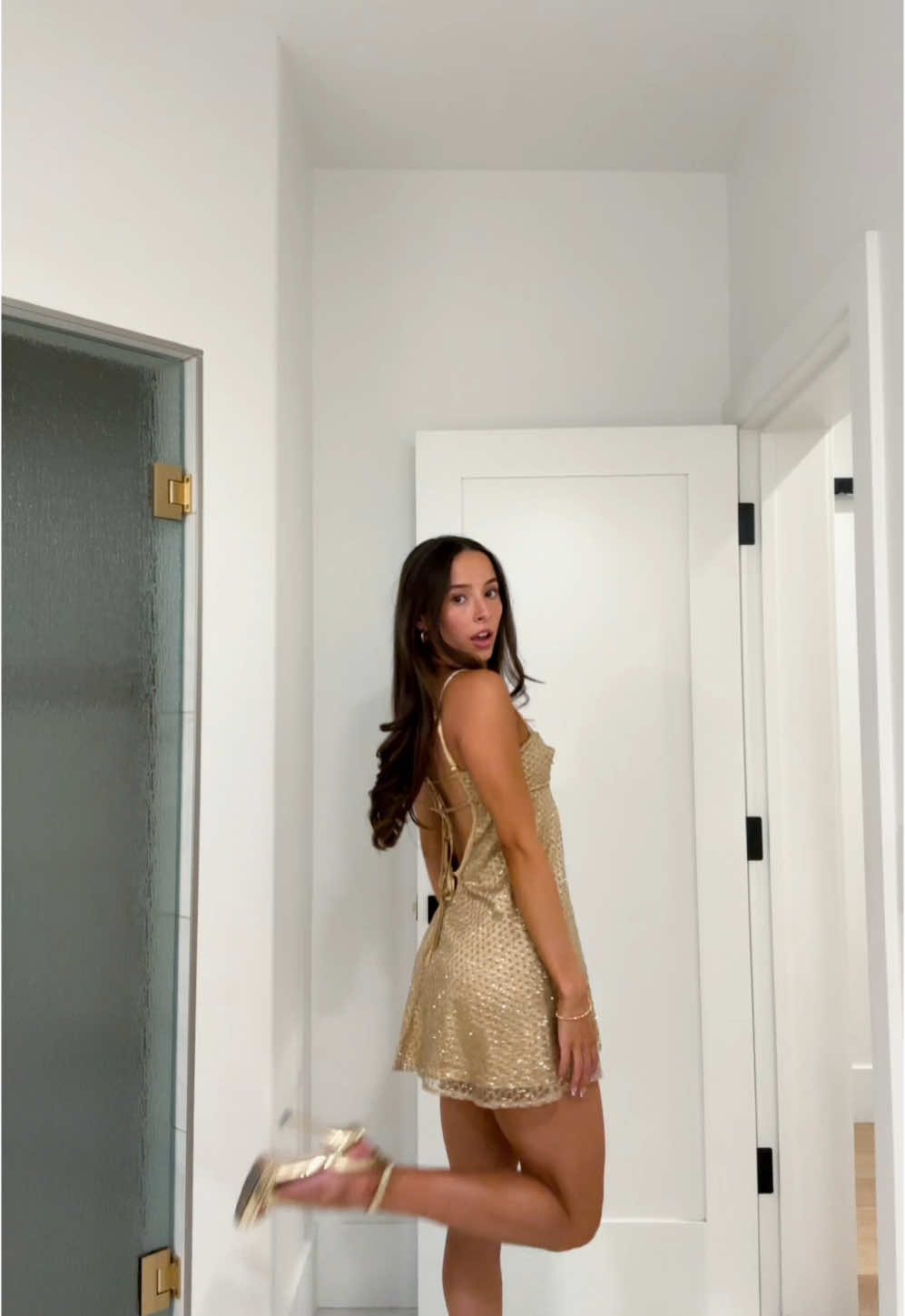 I’m so obsessed w this dress @forloveandlemons 