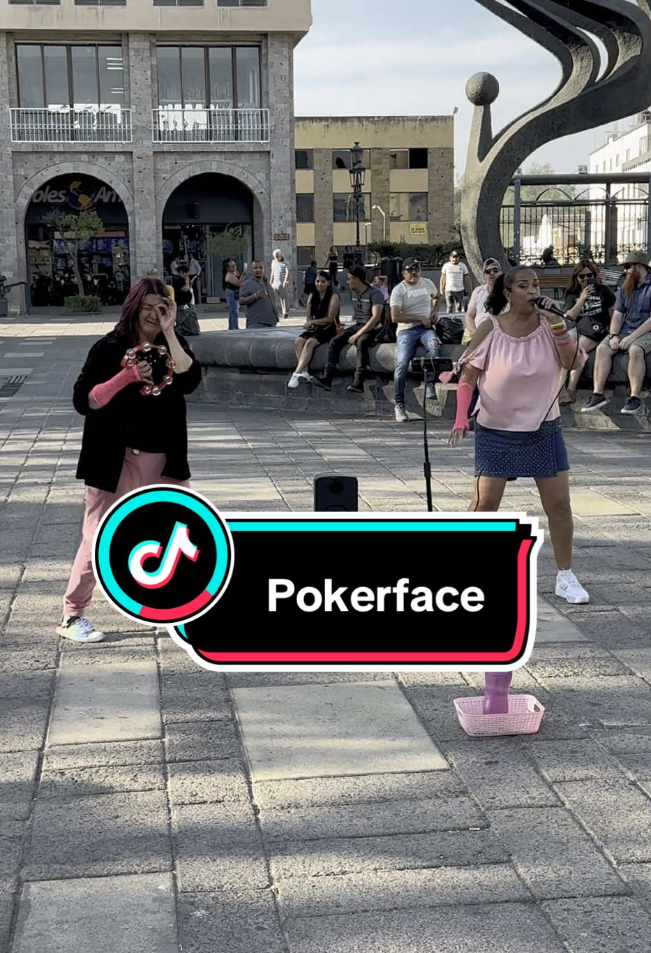 #señorasdetiktok #señoras #señorascantando #señorasbailando #poker #pokerface #ladygaga #fyp #viralvideos #viralvideotiktok #tik_tok #funny #gdl #GDL #mexico🇲🇽 #tapatia #centrodeguadalajara #guadalajara #cantante 
