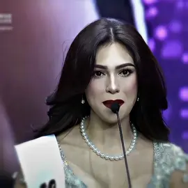 absolutely gorgeous 😍 she'll win miss cosmo #missuniverse #philippines #missuniversephilippines #missphilippines #fyp 