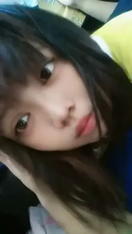 Kan ada hitam, ada putih, ada abu-abu juga dongg.. Tergantung perlakuanlah 😅  #cahhya 