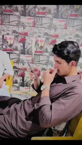 Brains? Nah. Vibes? 100%. #foryou #fyp #friends #pleaseunfrezzemyaccount #tiktokpakistan🇵🇰 