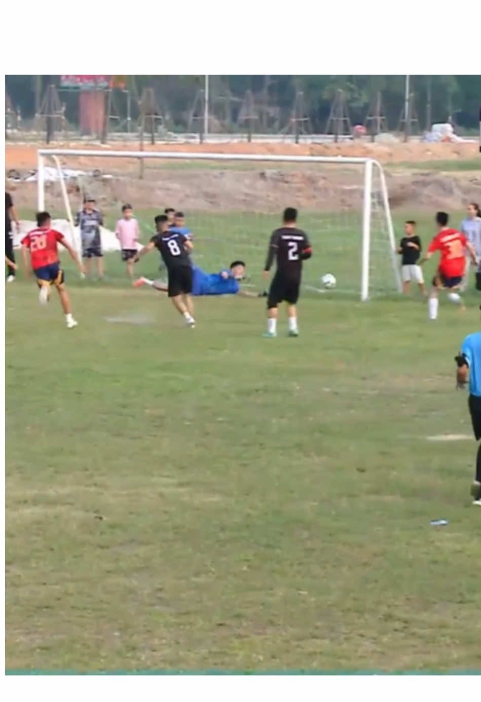 -1 giải đấu🏟️ #fyp #xuhuong #dammebongda #goalkeeper #viral