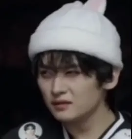 Se alocó mucho lee know BSKSBSN #skz #straykids #stay #random #kpop #fyp #meme #leeknow #funny 