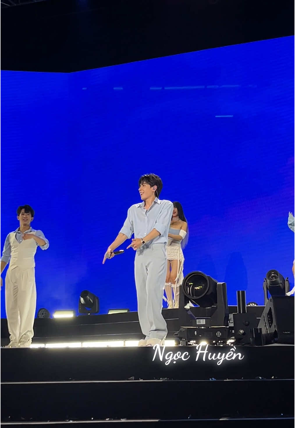 Đoán xem ai là người được bóc sít rịt fmt của tongtai nàoo 😍🫵🏻 @Quang Hùng MasterD #quanghungmasterd #xuhuongtiktok #fyp #fmtquanghungmasterdhanoi #fmtday5 