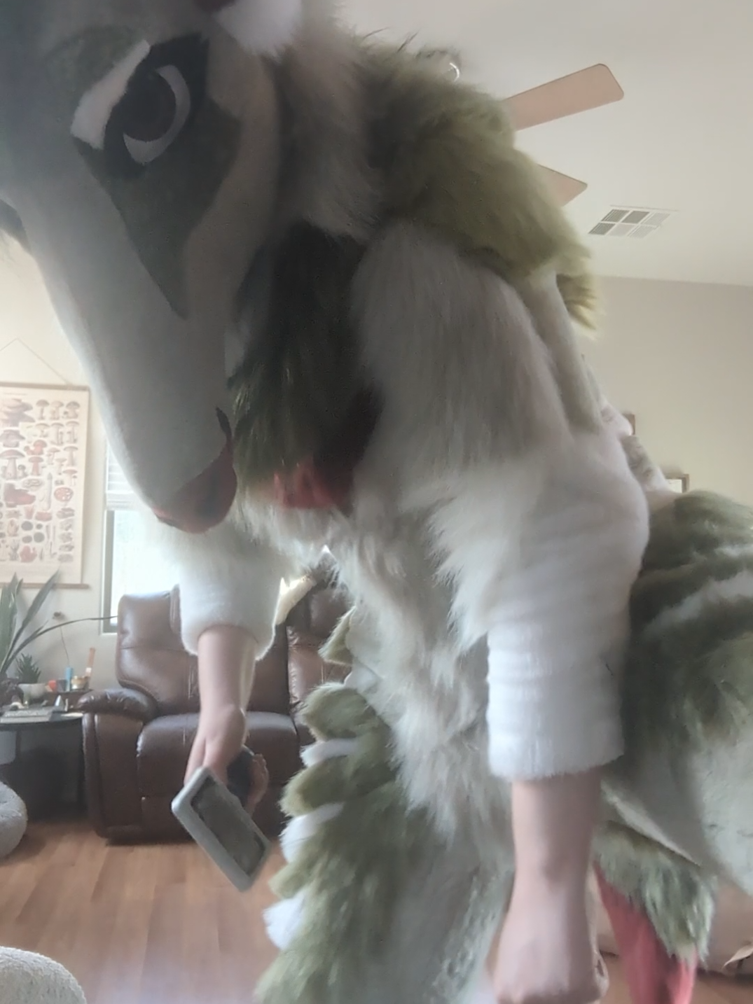 UNIRONICALLY my MOST matted fur spot!!! PLEASE brush your suit in areas that move the most, like your armpits and your gooch! Otherwise your fur will be forever TANGLED or heat damaged !  #furry #fursuit #anteaterfurry #fursuitmaker #anteater 