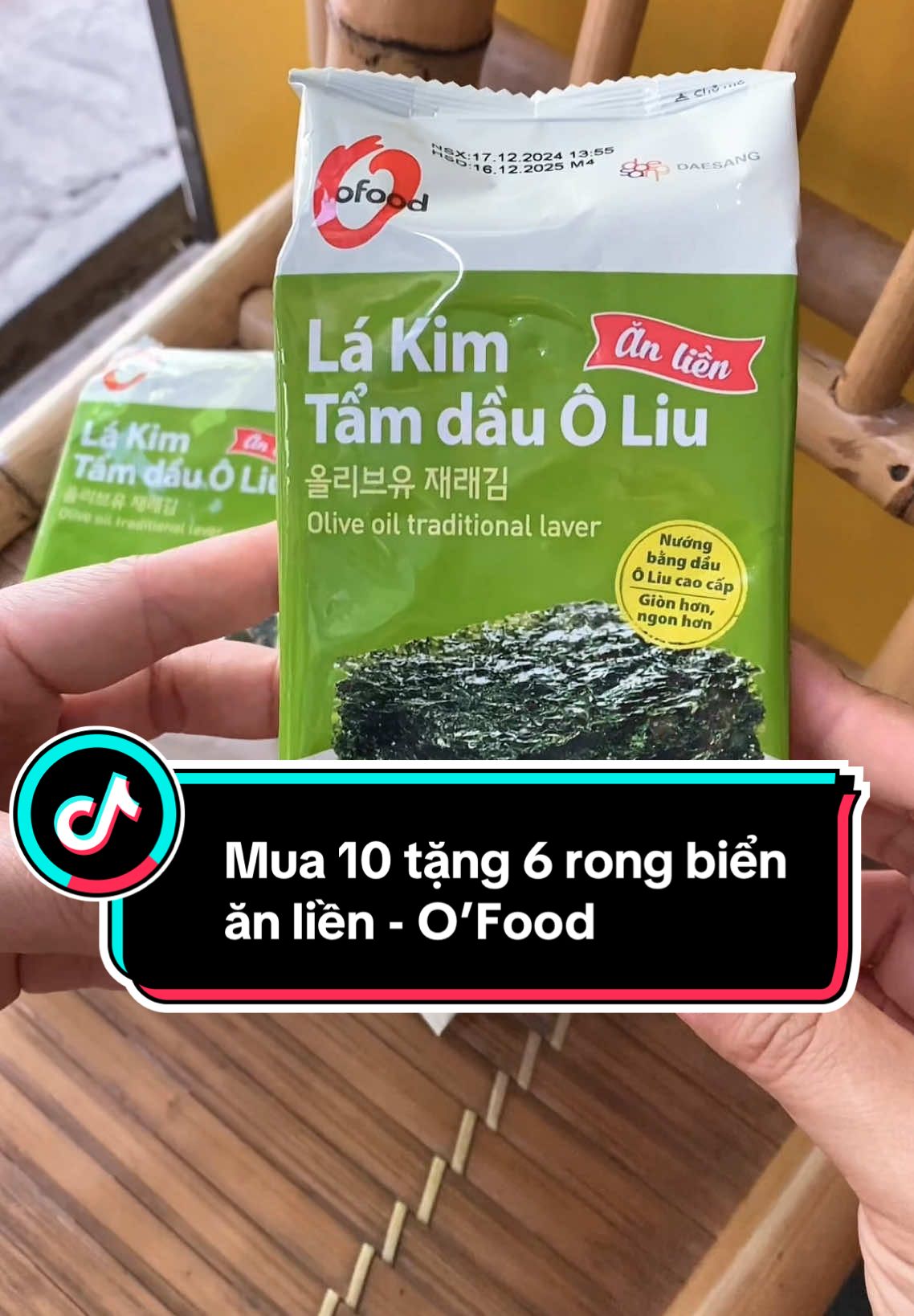 Mua 10 tặng 6 lá kim tẩm dầu ô liu nhà O’Food vừa ngon vừa rẻ, trẻ con đứa nào cũng thích vừa ngon vừa rẻ - các mẹ mua ghé ủng hộ mẹ Bean nha. #rongbienhanquoc #lakimtamdauoliuofood #rongbienanlien #ofood #rongbiencuon #mebeanreview #taphoamebean 