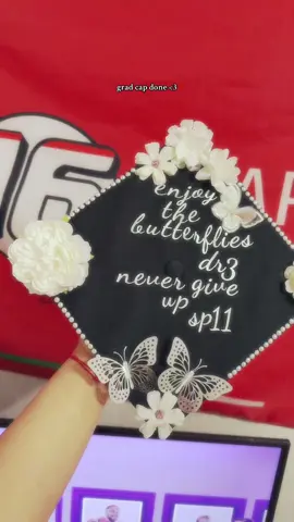 🦋 • • • #danielricciardo #dr3 #sergioperez #checoperez #sp11 #graduationcap #gradcap 