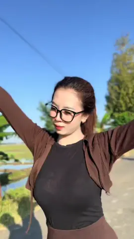 🏃‍♀️🏃‍♀️🥵 ac:riskybambott #fyp #foryou #foryoupage #trending #viral #xyzbca #laripagi #jogging #morningrun #Running #pulen #koleksiberharga 