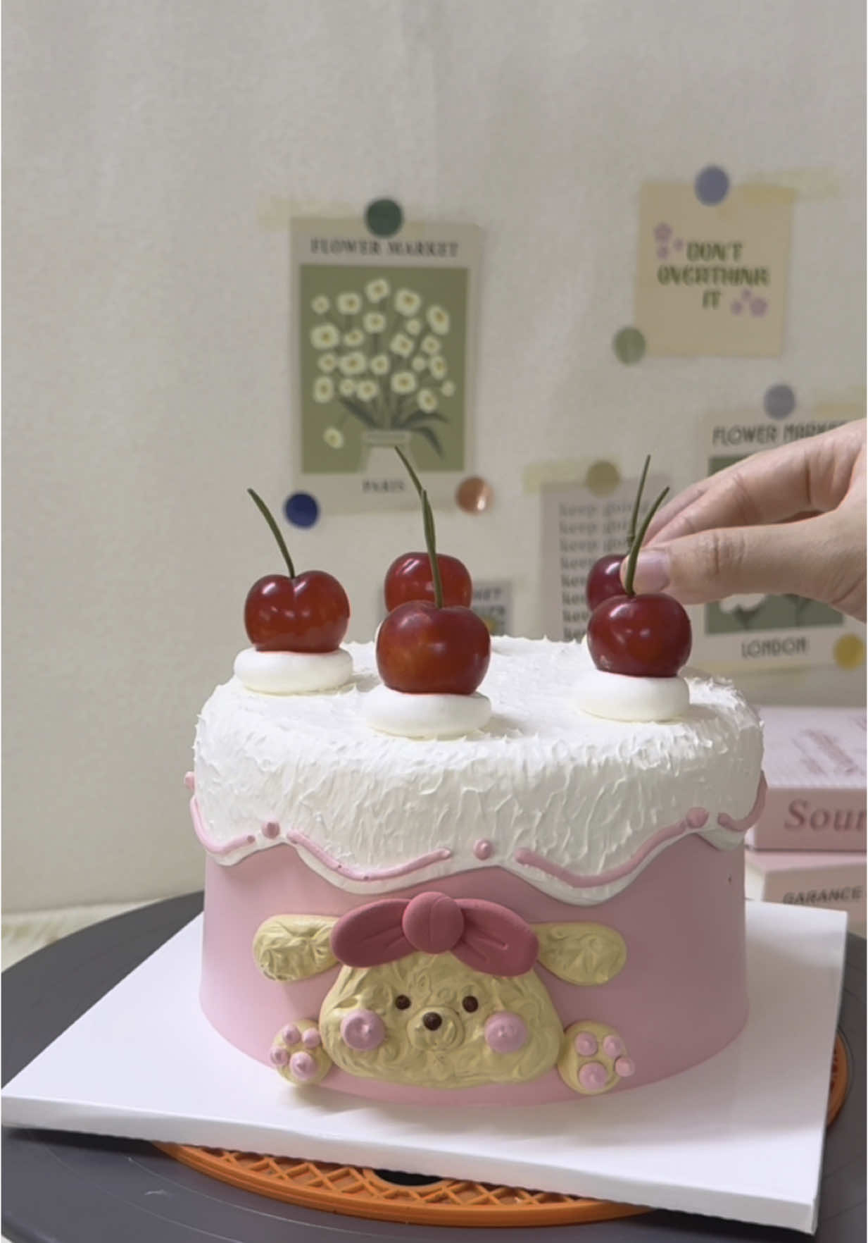 Một chiếc hồng thiệt ngọt ngào 🩷🩷🩷#xuhuong #xuhuongtiktok #lambanh #banhkem #tiembanhthanhhuong 