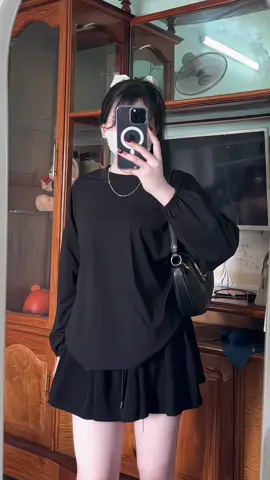 Áo thun tay dài Nữ phong cách UZZang dễ thương#aothun #aothuntaydai #aothunnu #thoitrangtiktok #xuhuong #thinhhanh #trending #doxinhmoingay #suchin99 