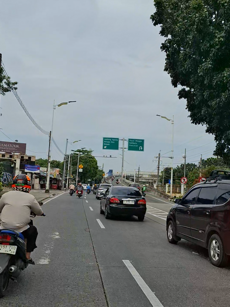 getaran LA ( Lenteng Agung ) tampa kemacetan.. . . . .#viral #fyp #viralvideo #jakarta #jakartaselatan #riyandebyan 