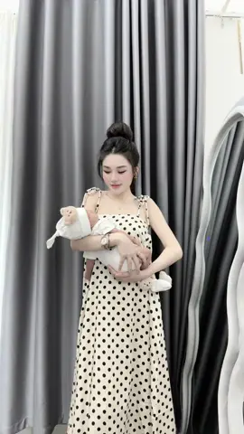 Em bé đủ tháng. Chúc thiên thần nhỏ bé của mami 1 đời bình an, hạnh phúc bên cạnh mami nha. Mami iu hani🧸.