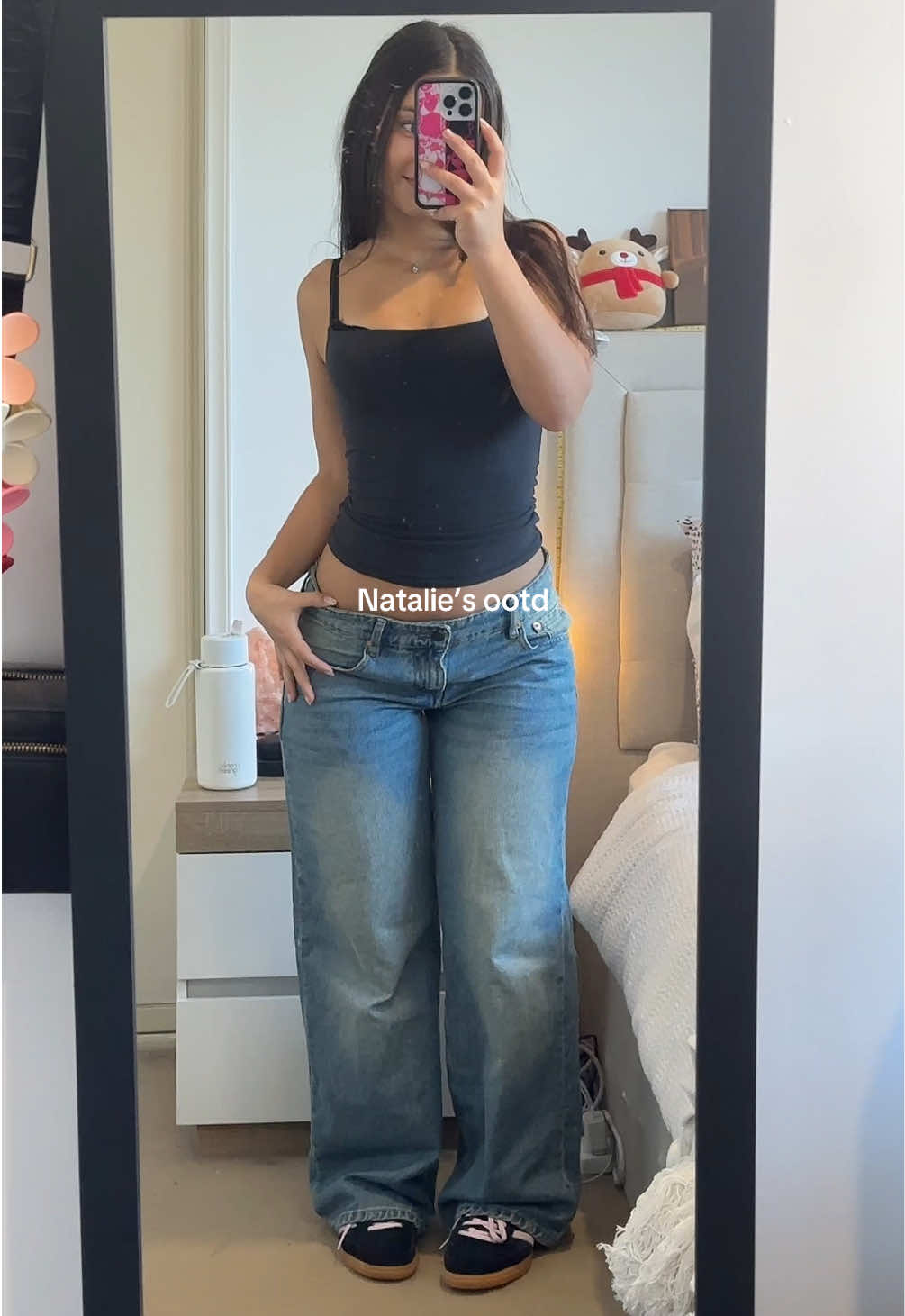 #OOTD #nataliesootd #motelrocks #motelrocksjeans #outfitinspo #skims #skimstop @SKIMS @MOTEL #tanktopoutfit 