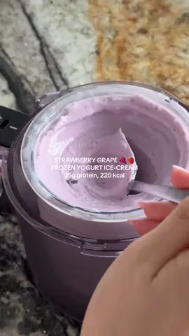 SUPER EASY three ingredient sweet & creamy froyo ice cream !!! 🍨🫶🏼🍓 all 🫵 need: bunch of strawberries + grapes 1 cup of greek yogurt (i used chobani fit w 15g protein) 3/4 cup of rokeby fit milk for more protein! #healthyrecipes #ninjacreami #icecream #breakfast #desserts #froyo #creamirecipes 