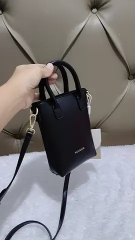 Tas hp wanita dari brand mossdoom original yang mau order di keranjang kuning #taswanita #tashp #tashpwanita #tasselempanghp #taswanitakekinian #taswanitamurah #mossdoom 