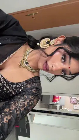 💗💗  #foryou #xyzbcab #tamilsong #tamil #tamilgirl #fyp #goviral #viral #CapCut #trending #tamiltiktok 
