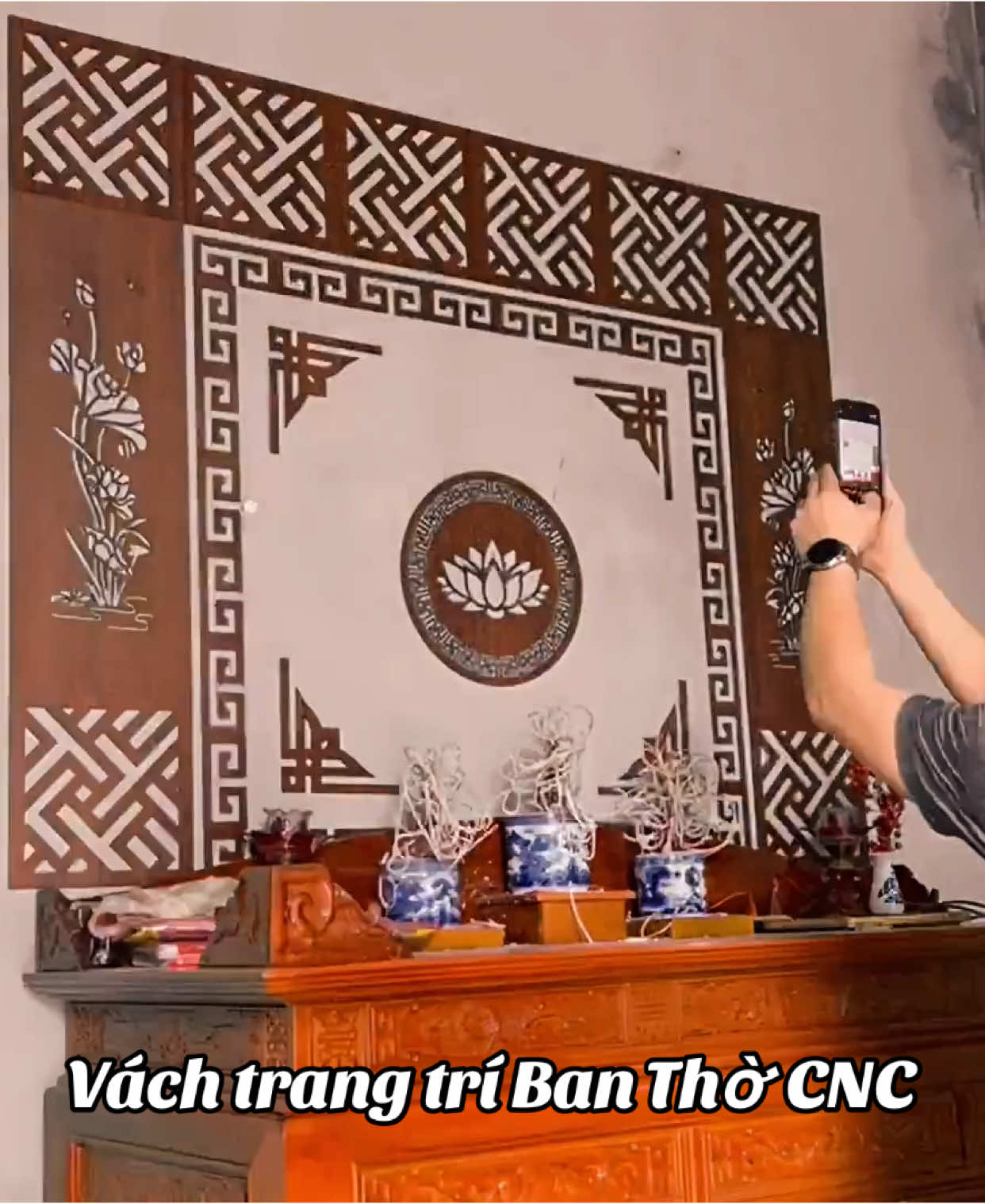 Vách Trang Trí Ban Thờ Hoa Văn CNC Bằng Gỗ Hình Sen Nhiều kích thước được đặt theo yêu cầu  #trangtribantho #banthogiatien #banthotreotuong #CNC #hoavantrangtribantho  @Thế Hệ Mới 