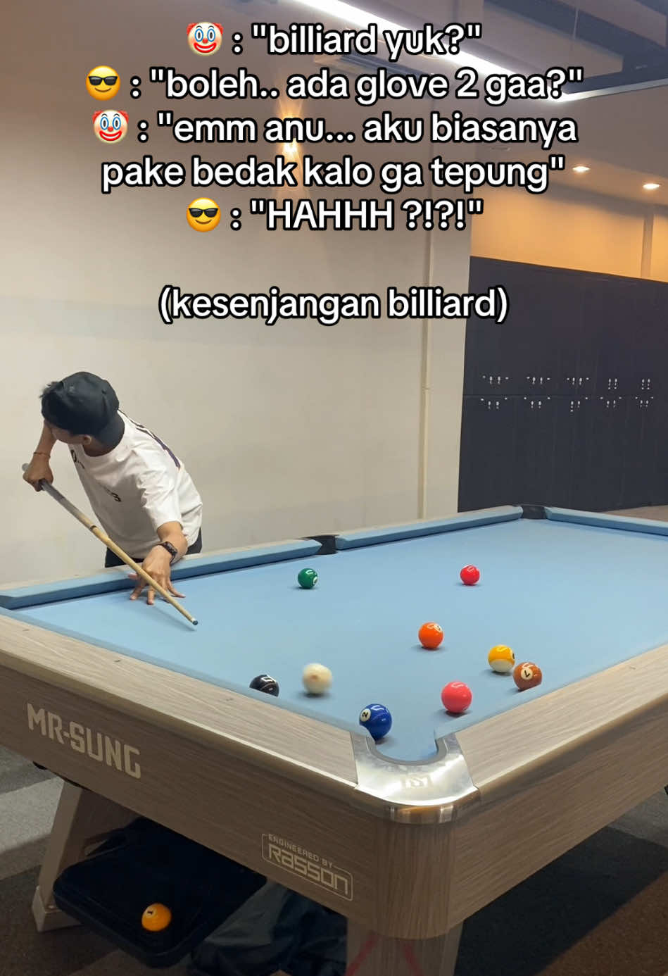 emg knp kalo pake tepung? (bertanya dengan wajah plonga plongo) #kesenjangansosial #billiard #8ballpool
