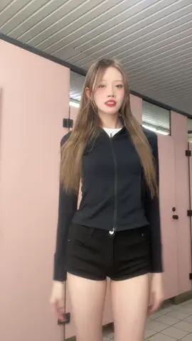 廁所採光是真的牛逼 #流量 #04 #dance 