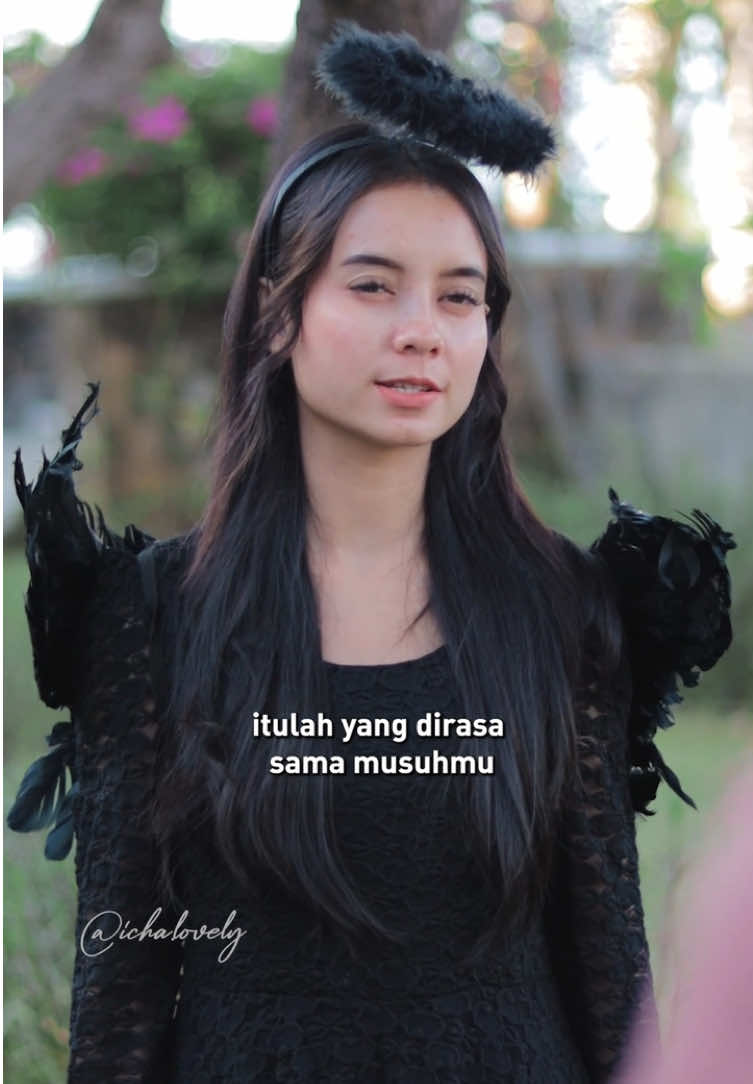 Broken home, mau tukar nasib. @Selfietime Shorts  #SerialTikTok #TikTokTainment #TikTokSeries #TikTokSeriesFuture #drama #ichalovely #suneedaycreative #dramatiktok #viraltiktok #kehidupan #keluarga #rumah #pelajar #sekolah #teman #ortu #papa #mama #anak #blackangel 
