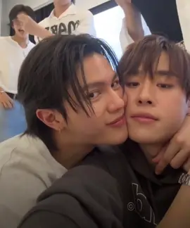 เด็กเล็กมาก🫶🏻🤏🏻 #LYKN #williamjkp #Lego_Rapeepong #nnutdan #TuiChayatorn #hongshihoshi #william_lykn #lego_lykn #nut_lykn #tui_lykn #hong_lykn #วิลเลี่ยมจักรภัทร #เลโก้รพีพงศ์ #นัทธนัท #ฮงพิเชฐพงศ์ #ตุ้ยชยธร