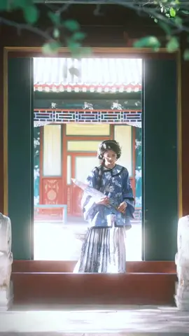 春晓梦觉，云淡天蓝。温柔长久，生日快乐！ 🎂#孙珍妮 #sunzhenni #sunzhenni孙珍妮 #tontranni #tontranny #tôntrânny #tôntrânni 