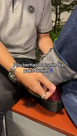 Gimana si dia udh disuruh berdenim belum gais ? Hehe #bogorberdenim #pamerindenimlo #denim #denimyourway #piniondenim #OOTD #outfit #goriworks #denimdate @Gori Works @Bang Ben👖 