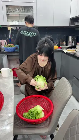 Dâu đảm ak 😝 @Bùi Thu Trà🍵 @Phú Mỹ Nguyễn #xuhuongtiktok #viral 