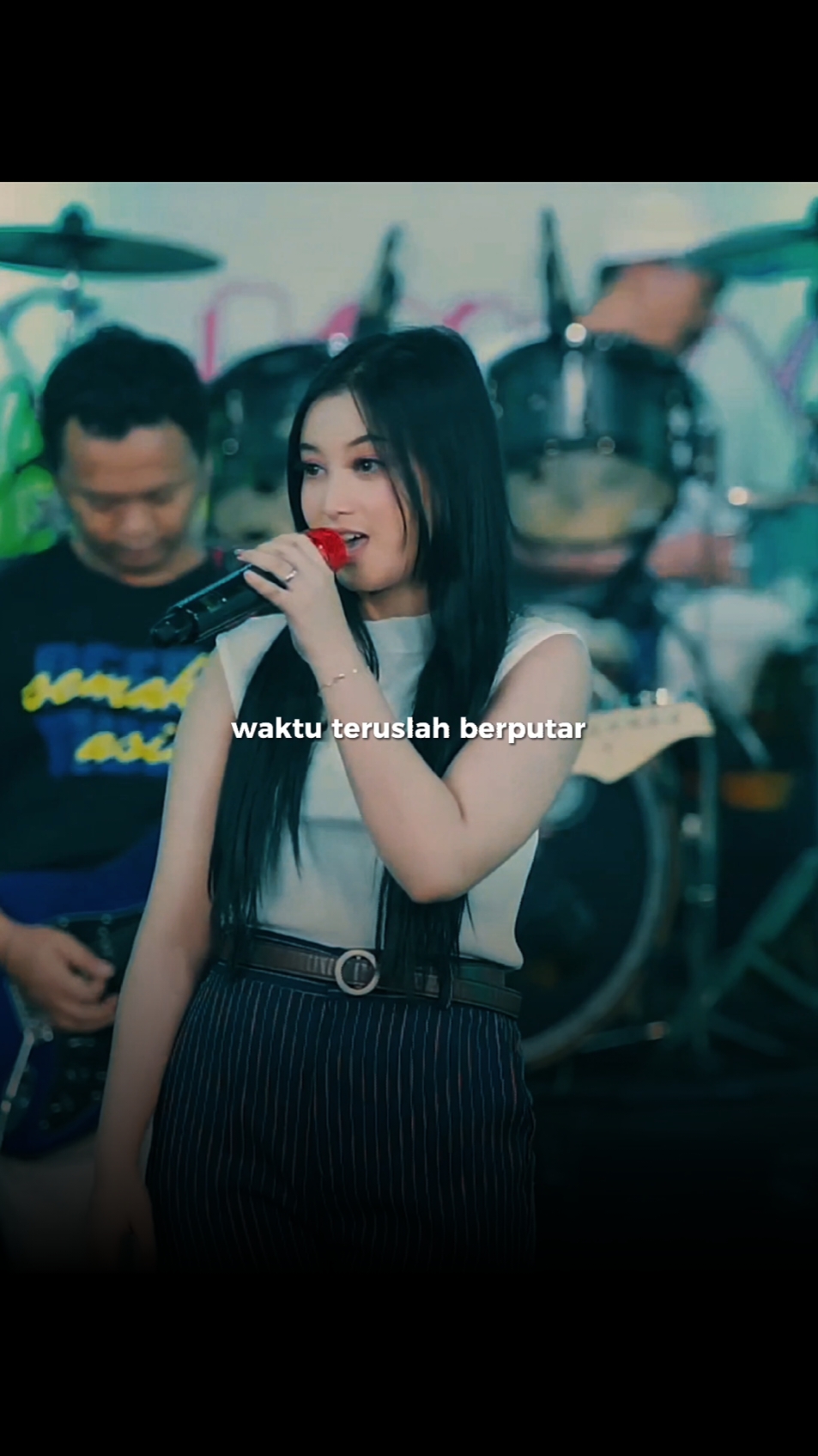 JANGAN PERNAH BERUBAH - Cantika Davinca   biarkan waktu teruslah berputar #janganpernahberubah #cantikadavinca #agengmusic #trend #story #liriklagu #template #CapCut 