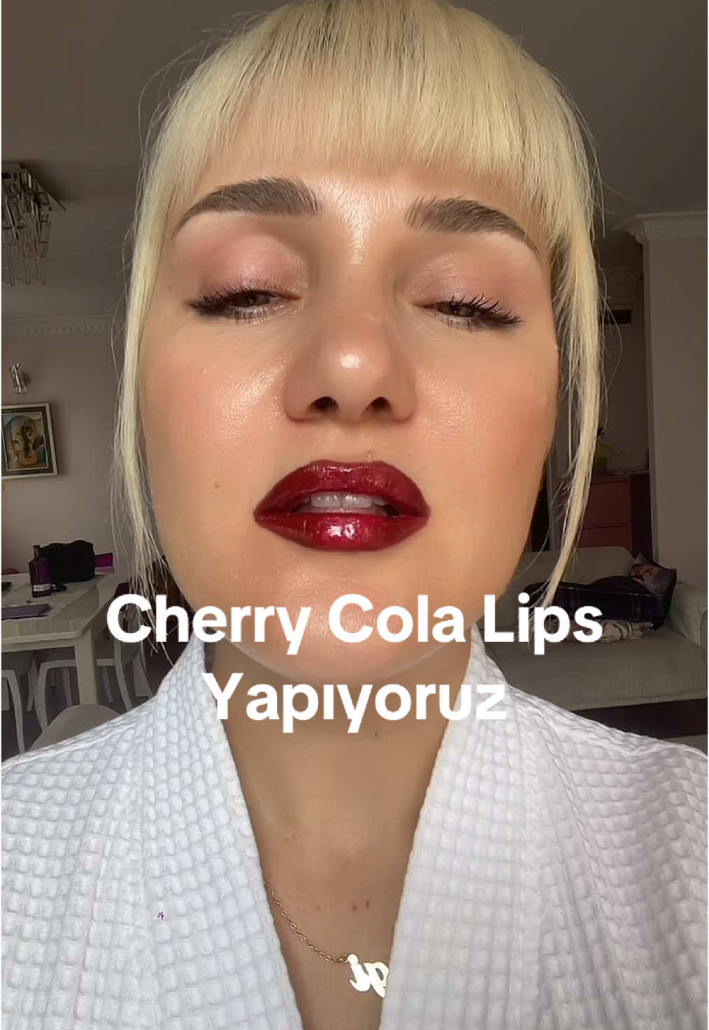 Cherry Cola Lips 💋💄  Reklam yok öneri var 😘 #cherrycolalips 