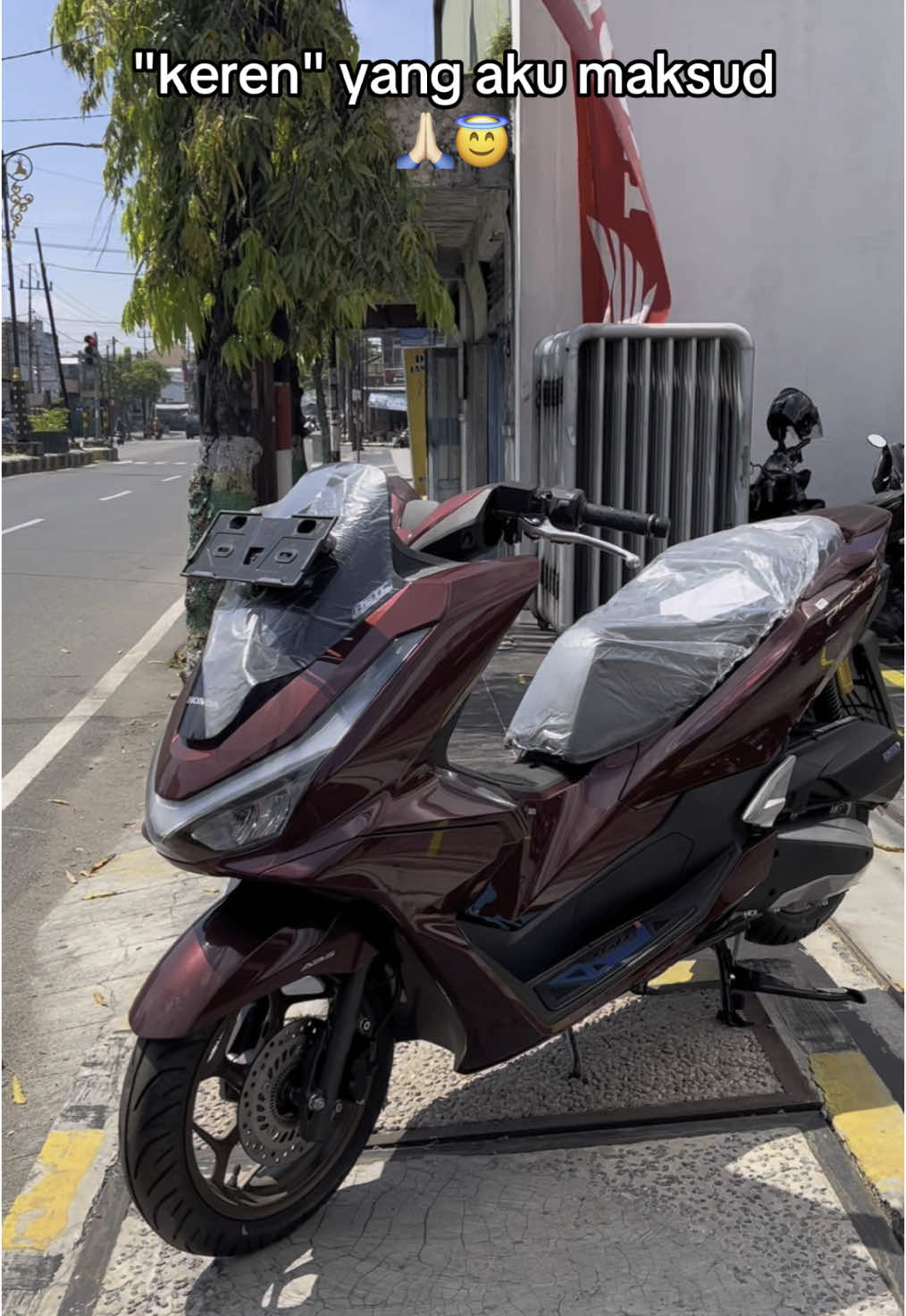 se keren ini loh, jadi kapan  belinya? Cuma dp 1,7 jt aja🥹🫵🏻 #fyp #fypage #fyppppppppppppppppppppppp #xzbcya #pcx160 #pcx160indonesia #pcx160modifikasi #promo #honda #madiun24jam #ponorogo24jam #nganjuk #CapCut 