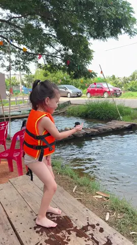 #ดวงใจของแม่ #เล่นน้ําคลอง #เปิดการมองเห็น #เทรนวันนี้ 