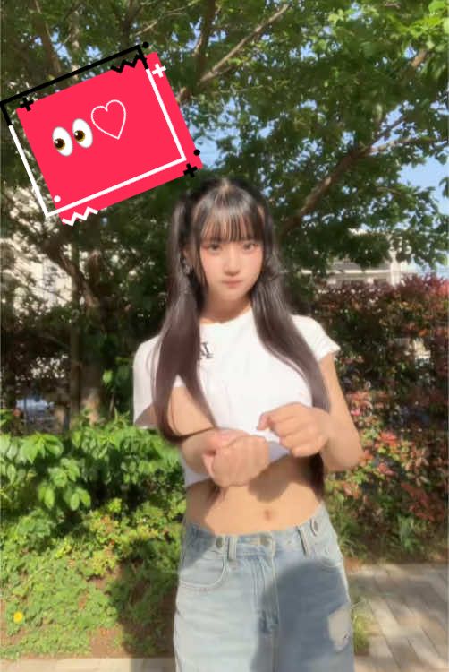 きょう、こどもの日だって.ᐟ.ᐟ てことはみおんの日??‪‪‪‪‪🫶🏻️ ̖́- #私服 #アイドル#へそ出し #ヘソだしコーデ #ハーフツイン #ハーフツインテール 