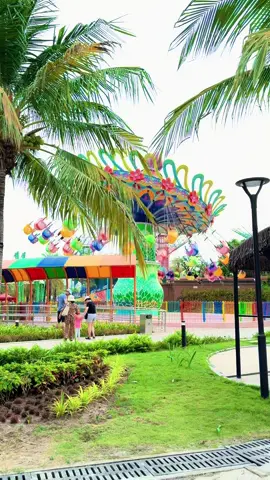 View đẹp nhìn công viên, ngay trước nhà có bãi biển xanh mát, con anh chị có thể vui chơi cả tuần không chán  🔥 Cập nhật tiến độ xây dựng mới nhất THE OPUS ONE tháng 5 💎 Ngày cất nóc phân khu VIP nhất Vinhomes Grand Park sắp đến gần khi tiến độ đang rất nhanh - Đã xây tới tầng 27 - Dự kiến bàn giao: Quý 3/2026 ♻️ Top Vinhomes Grand Park - Top 1 vị trí: cạnh Vincom, quảng trường, VinWonders, Vinschool, sân tập golf, phố đi bộ & ẩm thực Wonders Box, trạm buýt Vinbus.... - Top 1 bàn giao: có bếp, tủ bếp, tủ quần áo, máy nóng lạnh, full WC, máy lạnh âm trần... - Top 1 tiện ích: hồ bơi vô cực phong cách resort 3 tầng, tiện ích tầng 14.... ♻️ Chính sách:  - Tặng xe Vinfast VF3 cho loại 1PN+ và 2PN; - Chiết khấu thanh toán đến 10.5%; - Hỗ trợ vay 80%, miễn lãi gốc 2 năm;  💠 Đa dạng loại hình căn hộ (chưa VAT): - Studio 35m2, từ 2.9 tỷ - 1PN+ 55m2, từ 4.4 tỷ - 2PN 80m2, từ 6.1 tỷ - 3PN 100m2, từ 9.1 tỷ  Xem nhà cùng em Nghĩa #vinhomesgrandpark #TheBeverly #theopusone #dinhnghiavinhomes #Beverlysolari #giohangcanhovinhomes #gloryheights 