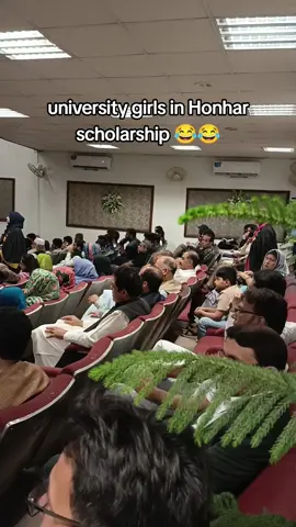 😂