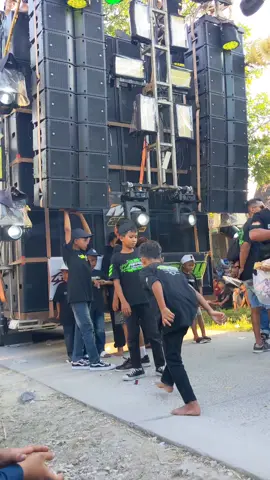 bass e MP jiann nekek gulu tenan,karnaval desa kuangsan#mpaudio#mpaudiomalang#soundsystemmalang#karnavalsoundsystem#soundsystemjawatimur#fyppppppppppppppppppppppp 