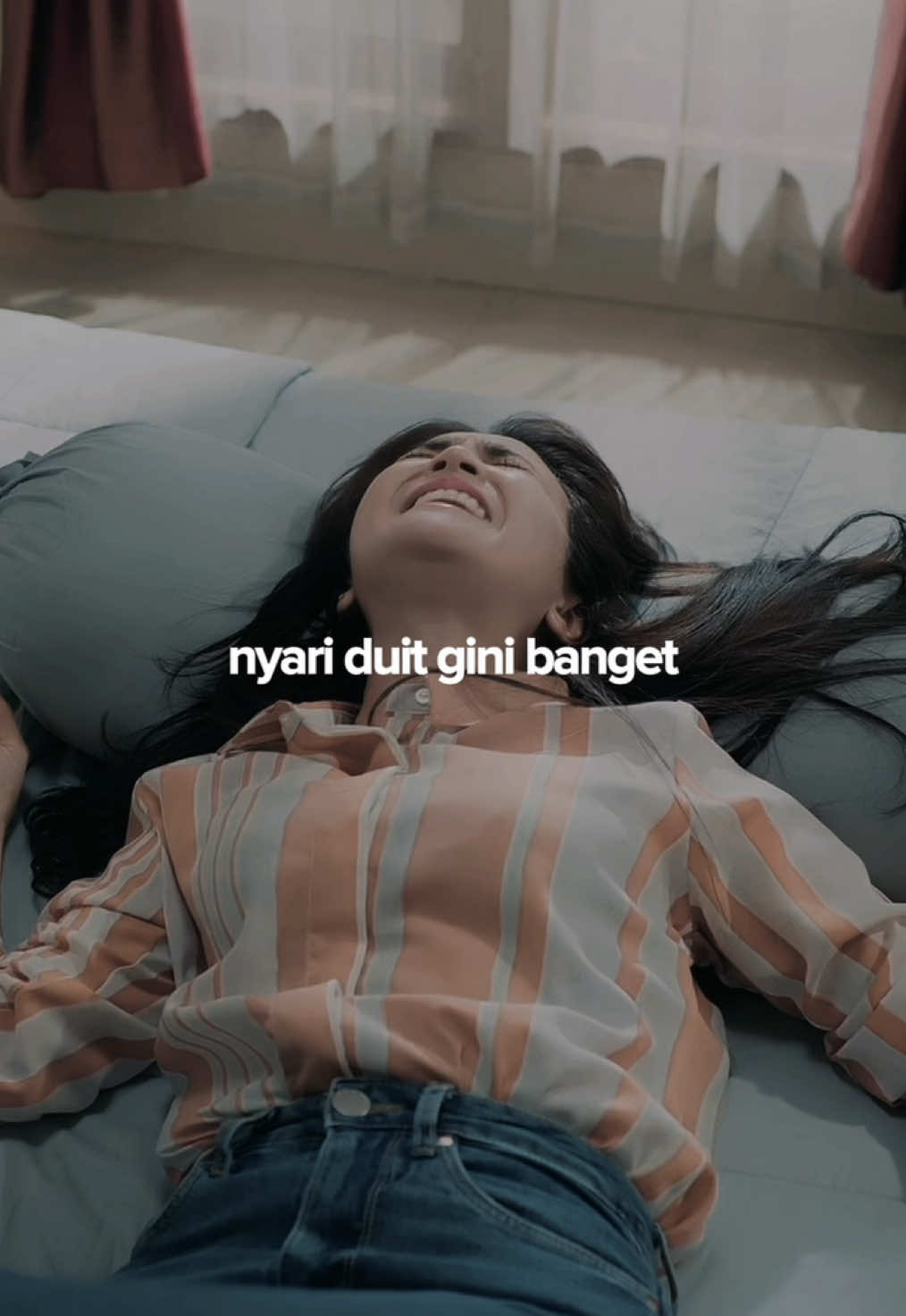 nyari duit gini banget #CapCut #fyp #trend #hidupmahal #templatecapcut #liriklagu 